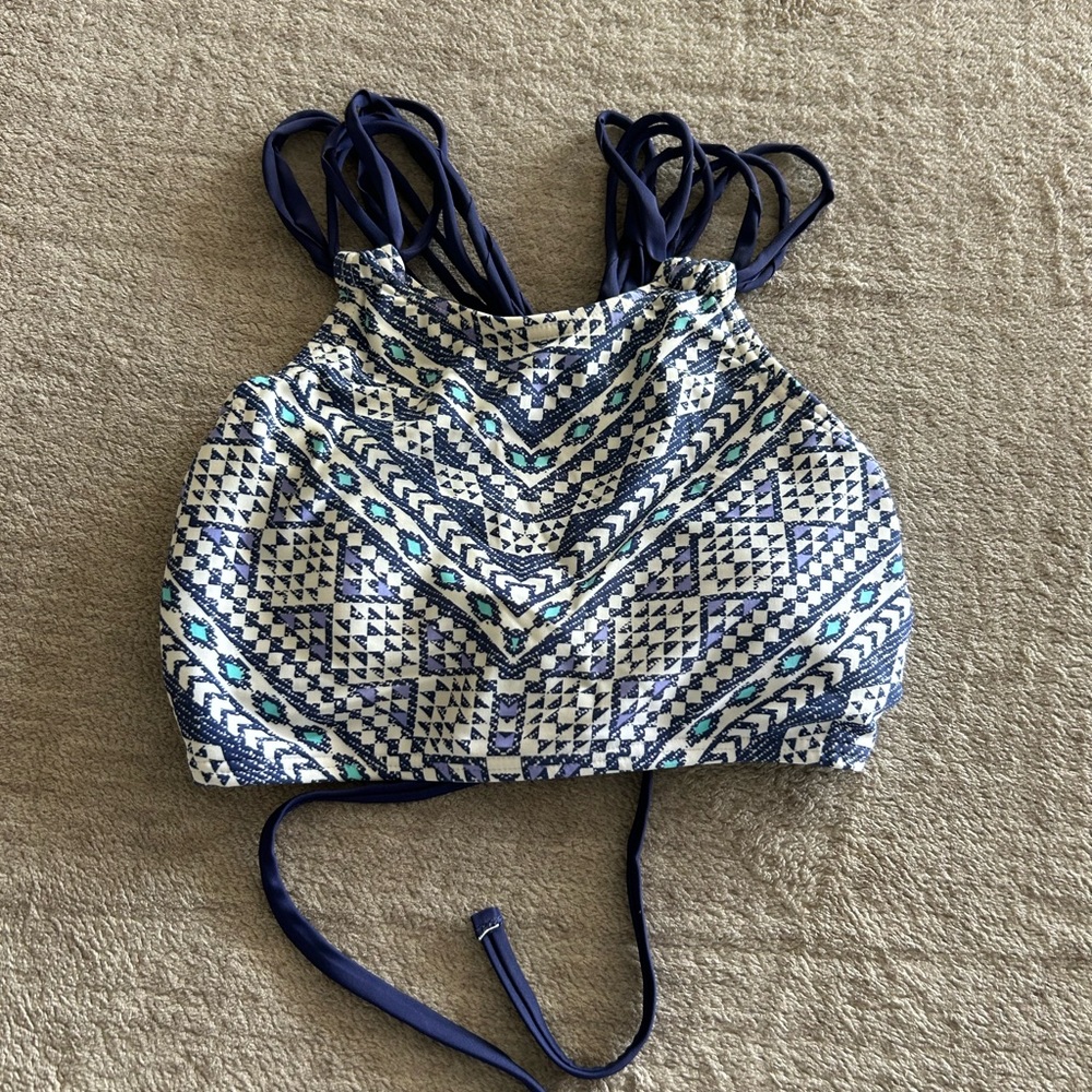 SO bikini top